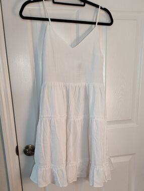 Fancyinn White Tiered Spaghetti Strap Dress for Kids